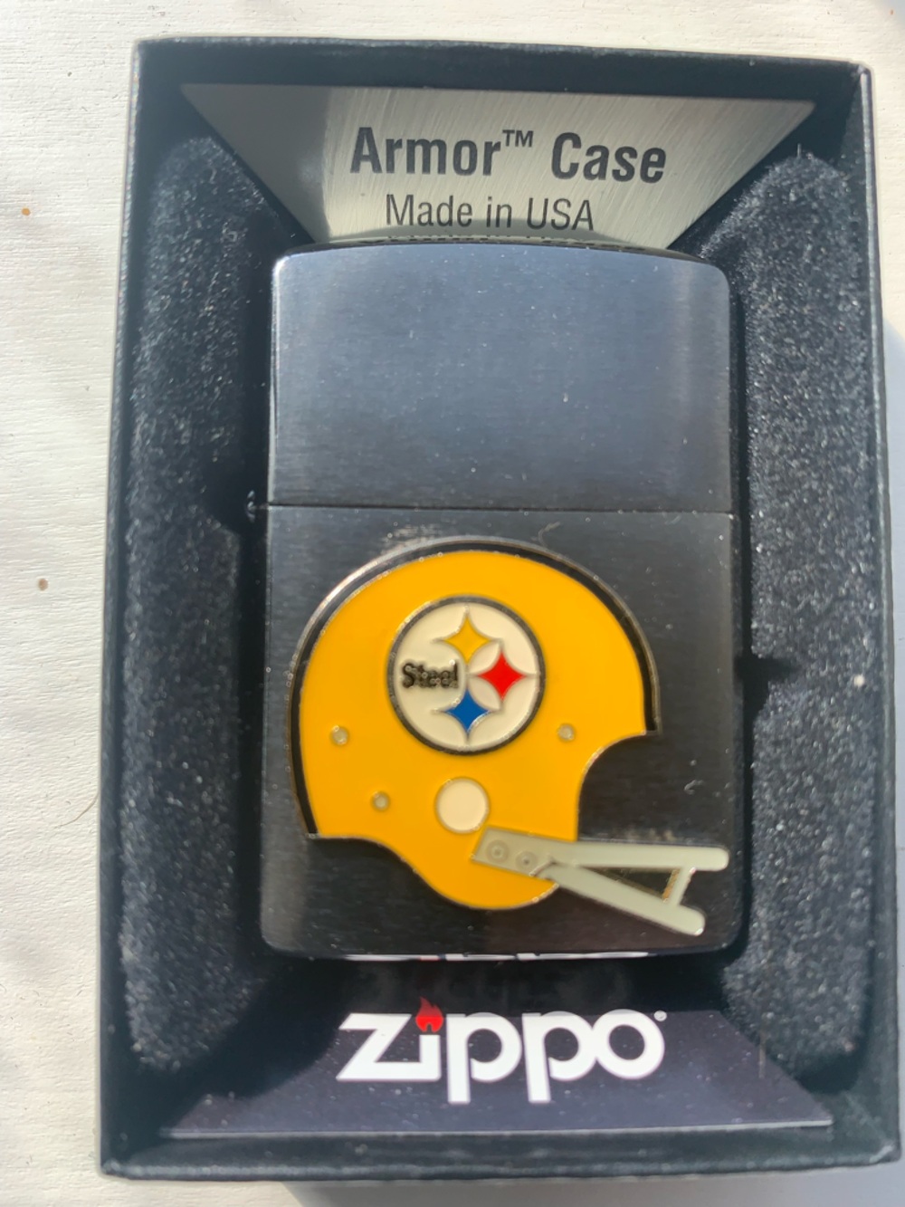 New ZIPPO Armor Brushed Chrome “First ‘Steelmark’ Helmet 1962” Enamel Emblem